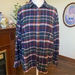 LL Bean • Women’s Medium P • Organic Cotton Flannel Shirt • Plaid Button Front